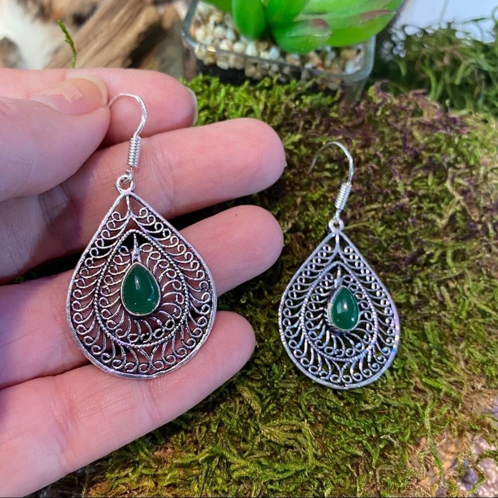 Natural Green Onyx silver earrings